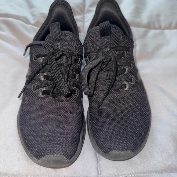 Adidas Women's Black Athletic Shoes Size 7 - Picture 2 of 5